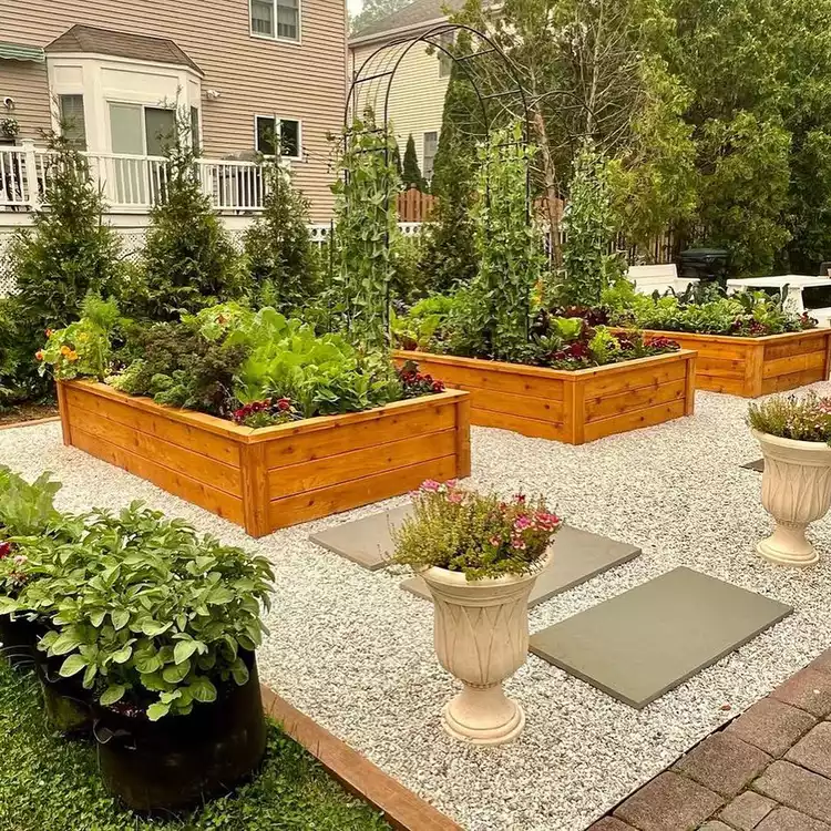 Raised Planter Ideas for Defining Small Outdoor Zones