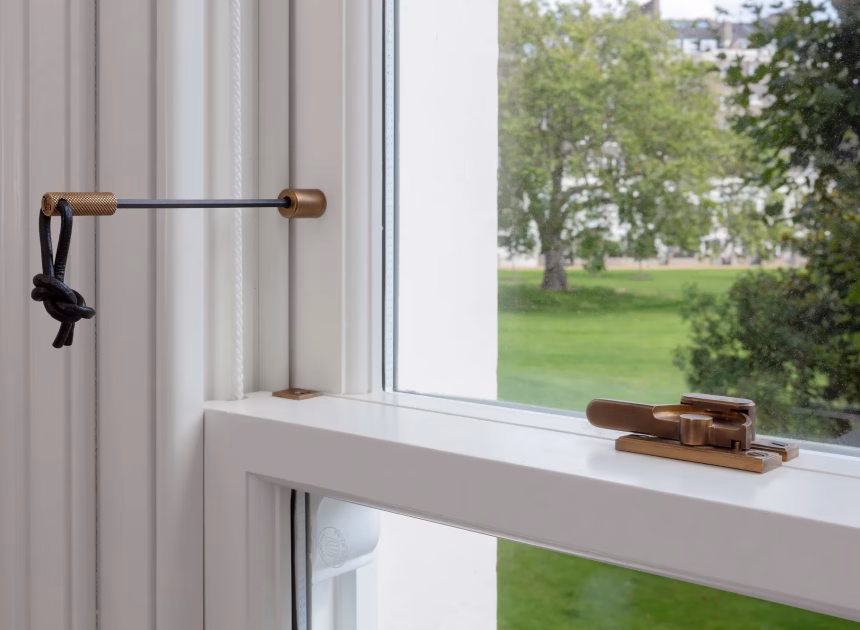 Reachable Window Hardware Ideas for Easier Opening and Closing